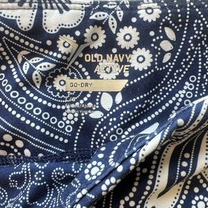 Old Navy Navy and White Paisley Leggings